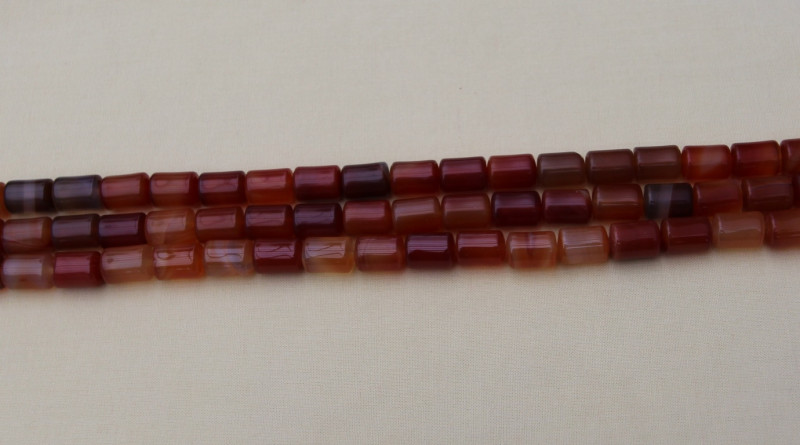 Сердолик (красный, цилиндрические бусины)   25шт