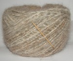Пряжа для машинного вязания из собачьей шерсти.