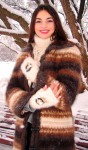 Пальто «Зимняя Сказка» вязанное из собачьей шерсти .